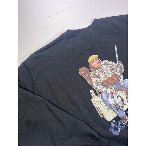 Gildan Other - Gildan Coors Banquet Sweatshirt Mens Large Black Trump Hunting Graphic Pullover